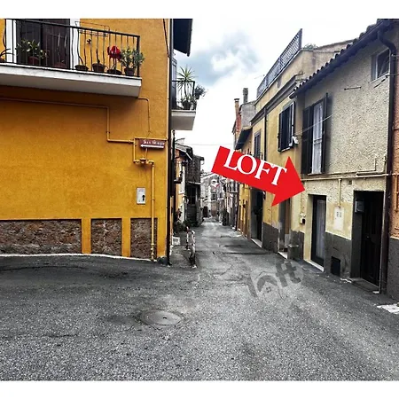 Centralissimo Loft Con Camino Romantico Lägenhet *